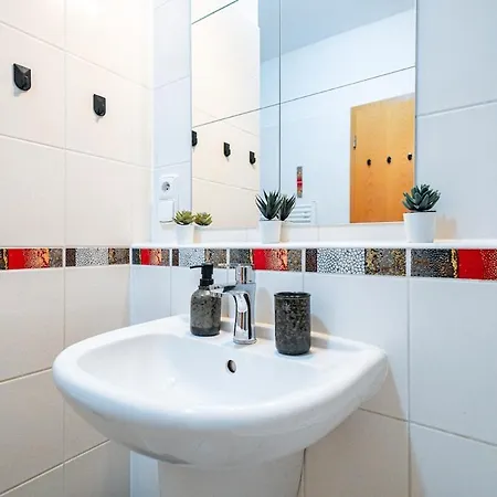 Apartment Adm Comfort - Free Parking Garage Bratislava