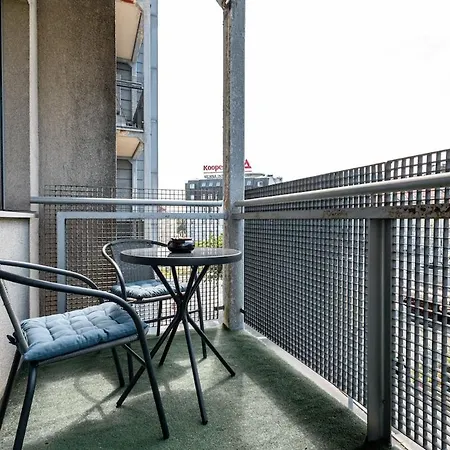 Adm Comfort - Free Parking Garage Appartamento