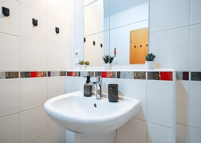 Lägenhet Adm Comfort - Free Parking Garage Bratislava