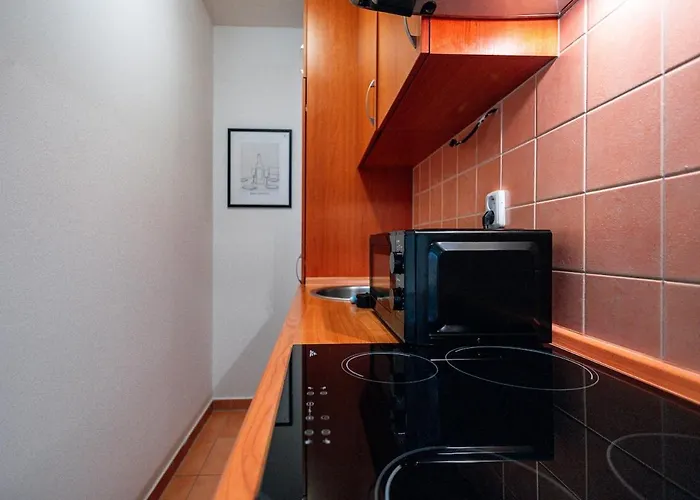 Lägenhet Adm Comfort - Free Parking Garage