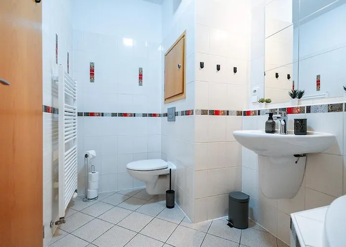 Adm Comfort - Free Parking Garage *