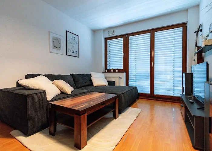 Adm Comfort - Free Parking Garage Lägenhet Bratislava