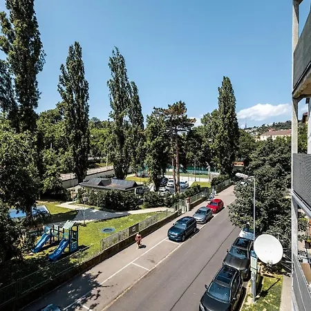 Adm Comfort - Free Parking Garage * Братислава